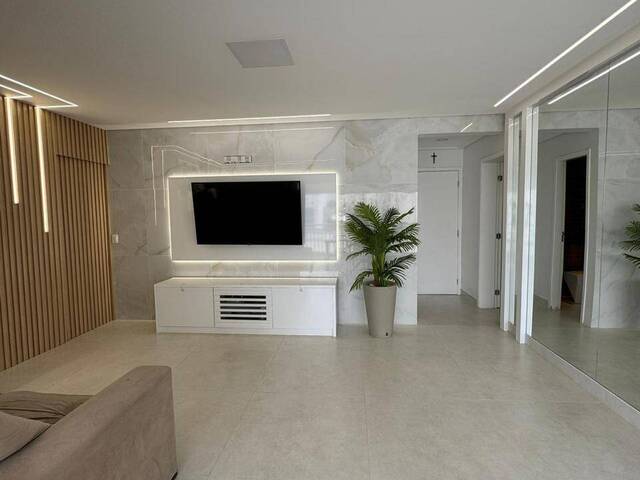 Apartamento para Venda em São José dos Campos - 4