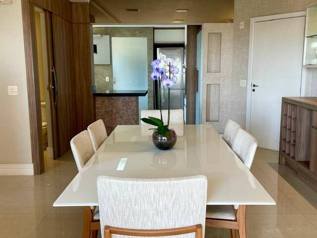 Apartamento para Venda em São José dos Campos - 4