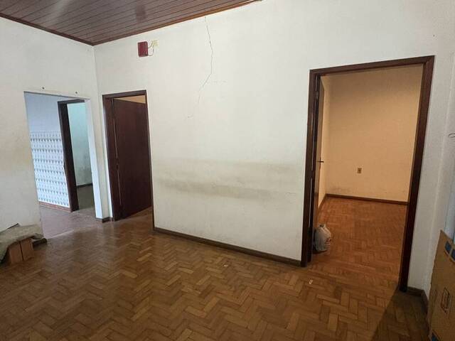 Casa para Venda em São José dos Campos - 2